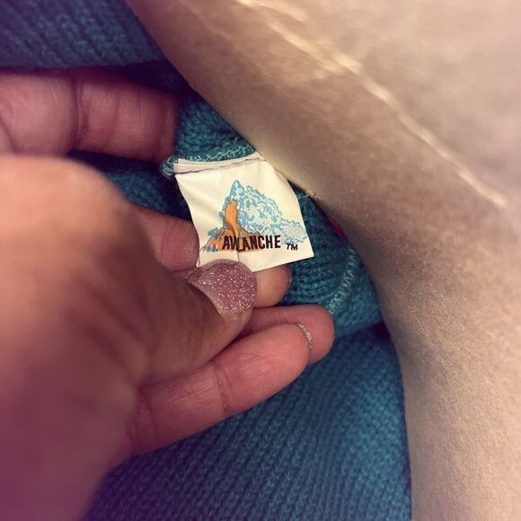 Vintage Avalanche Beanie Women’s One Size Deadstock Knit Acrylic Camp Ski Aspen - Picture 7 of 7